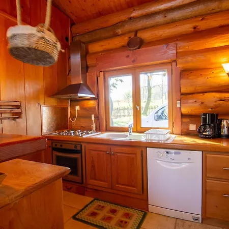 Сasa de vacaciones Confortable Au Bord D'un étang à - Fr-1-616-72 Dussac