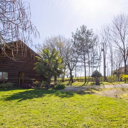 Сasa de vacaciones Confortable Au Bord D'un étang à - Fr-1-616-72 *